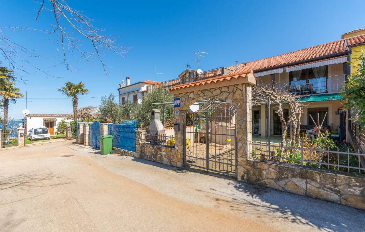 Apartment Valerio Novigrad Istria Esterno foto